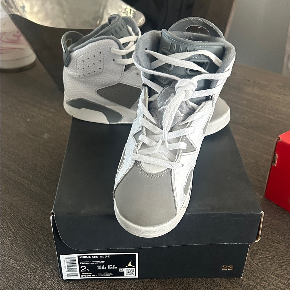 Jordan Kids' Sneakers - Gray and White